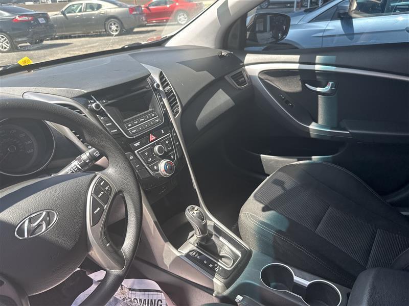 Hyundai Elantra GT Auto 2017