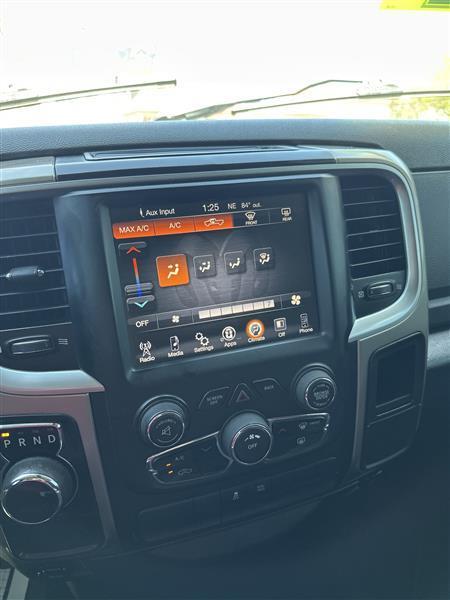 RAM 1500 2WD Crew Cab 140.5" SLT 2014