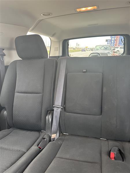Chevrolet Suburban 2WD 4dr 1500 LS 2013