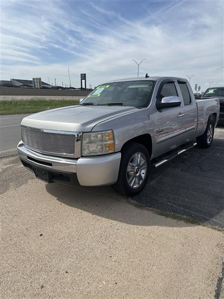 Chevrolet Silverado 1500 2WD Ext Cab 143.5" LT 2010