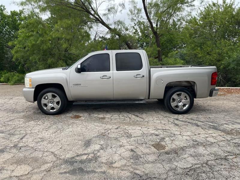 Chevrolet Silverado 1500 2WD Crew Cab 143.5" LT 2009