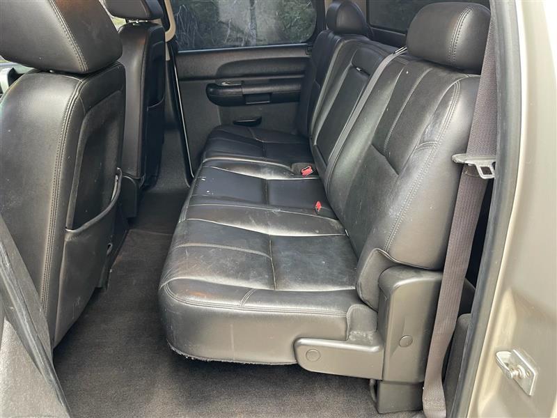 Chevrolet Silverado 1500 2WD Crew Cab 143.5" LT 2009