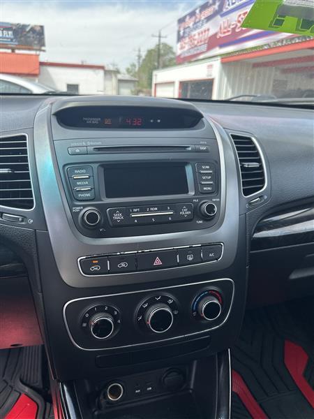 Kia Sorento 2WD 4dr I4 LX 2015