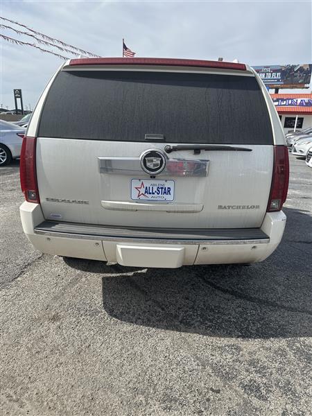 Cadillac Escalade 2WD 4dr 2007