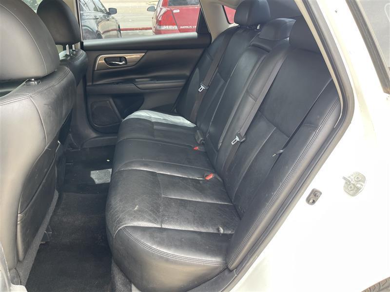 Nissan Altima 4dr Sdn I4 2.5 SL 2015