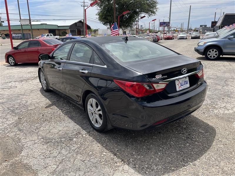 Hyundai Sonata 4dr Sdn 2.4L Auto Ltd PZEV 2011