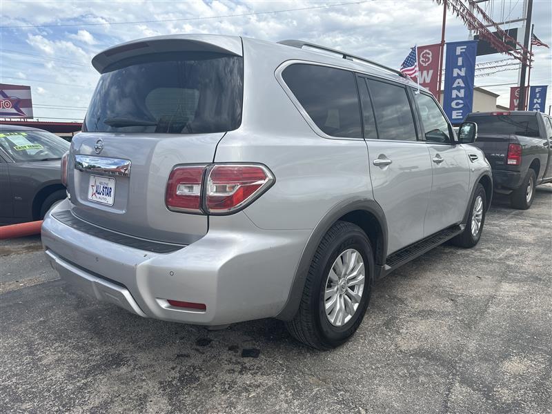 Nissan Armada 4x2 SV 2017