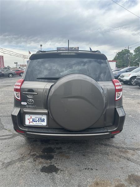 Toyota RAV4 FWD 4dr 4-cyl 4-Spd AT (Natl) 2011