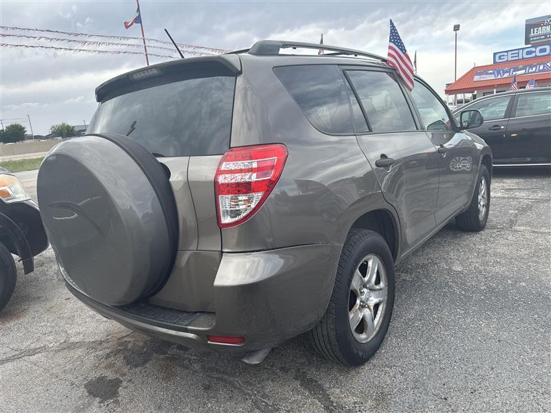Toyota RAV4 FWD 4dr 4-cyl 4-Spd AT (Natl) 2011