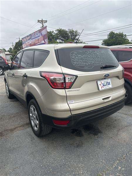 Ford Escape S FWD 2018