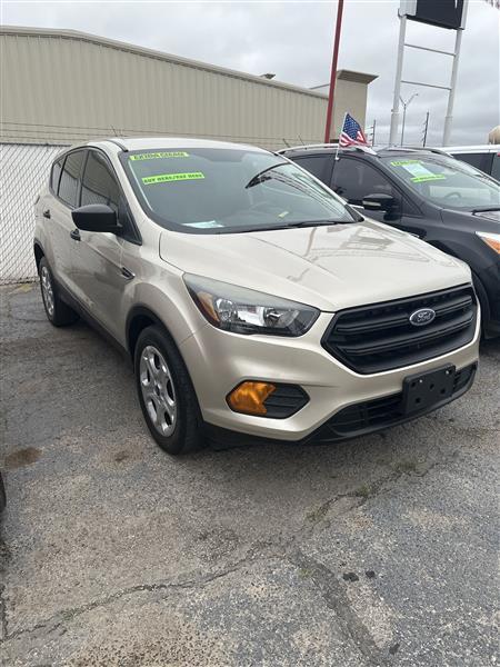 Ford Escape S FWD 2018