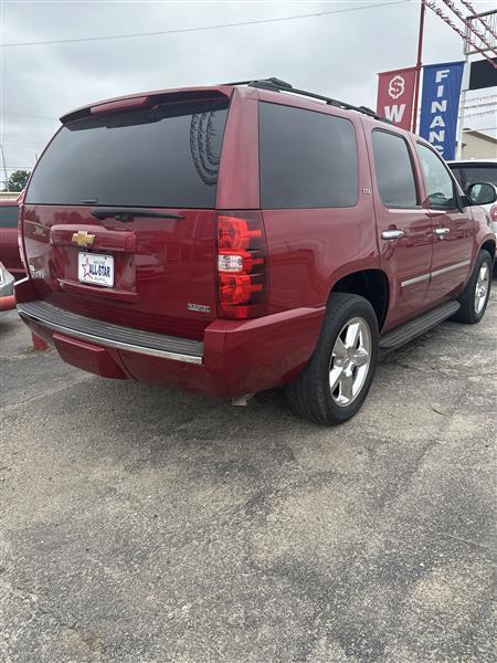 Chevrolet Tahoe 2WD 4dr 1500 LTZ 2012