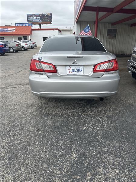 Mitsubishi Galant 4dr Sdn SE 2012