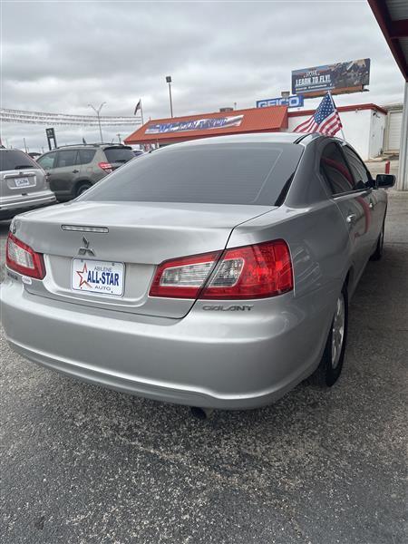 Mitsubishi Galant 4dr Sdn SE 2012