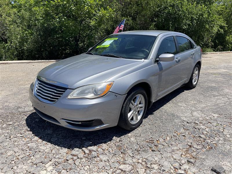 Chrysler 200 4dr Sdn LX 2014