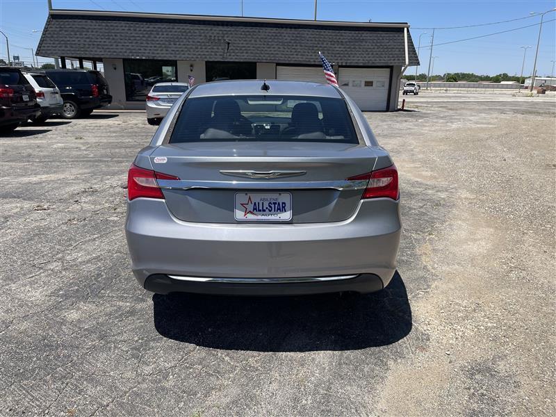 Chrysler 200 4dr Sdn LX 2014