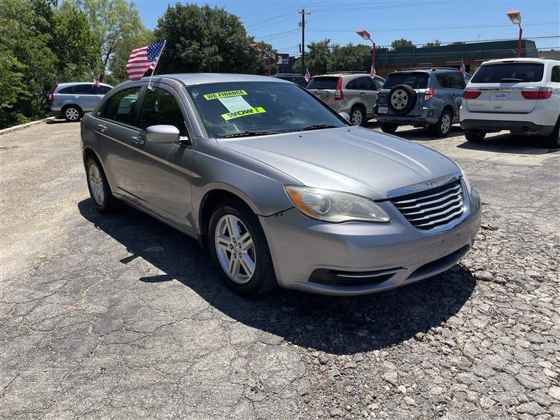 Chrysler 200 4dr Sdn LX 2014