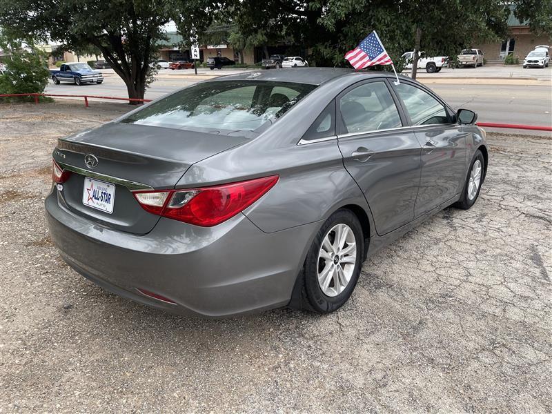 Hyundai Sonata 4dr Sdn 2.4L Auto GLS 2013