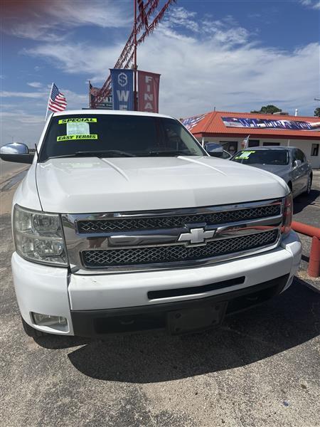 2008 Chevrolet Silverado 1500 2WD Crew Cab 143.5" LT w/1LT