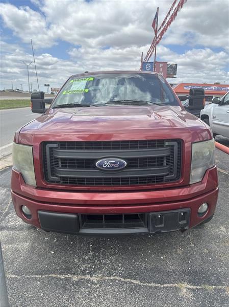 2014 Ford F-150 2WD SuperCab 163" XL