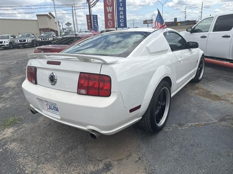 Ford Mustang 2dr Cpe GT 2009