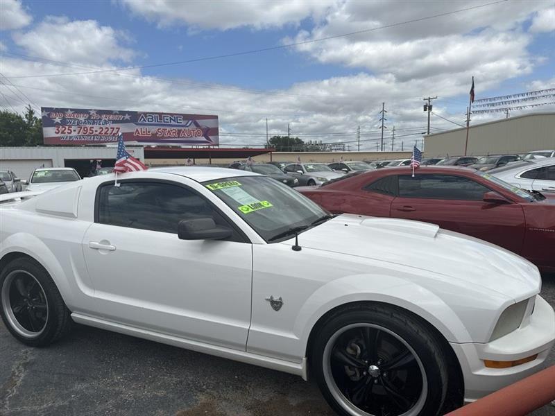 Ford Mustang 2dr Cpe GT 2009