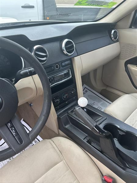 Ford Mustang 2dr Cpe GT 2009