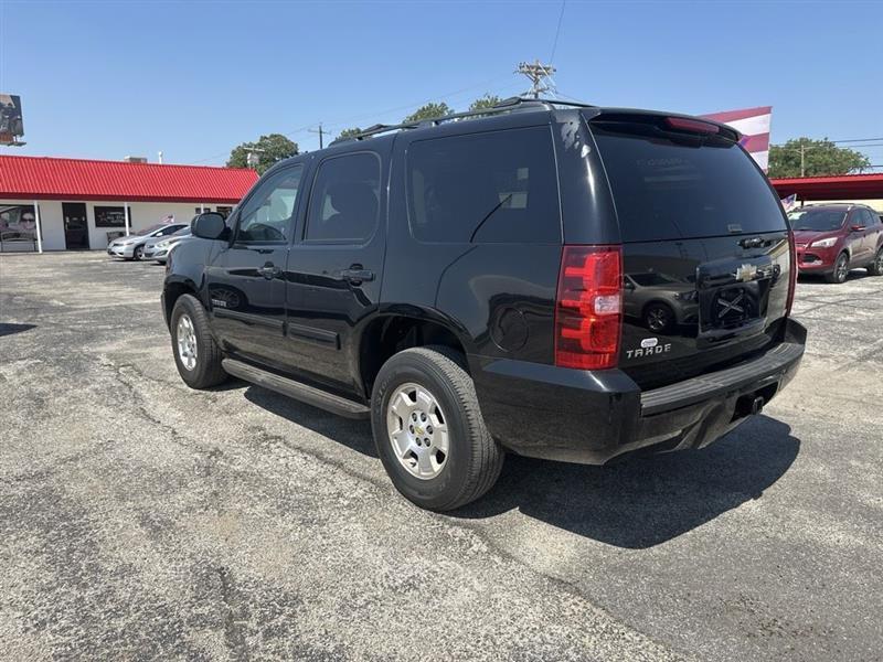 Chevrolet Tahoe 2WD 4dr 1500 LS 2011