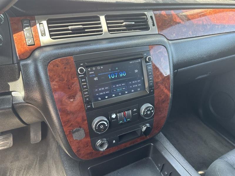 Chevrolet Tahoe 2WD 4dr 1500 LS 2011