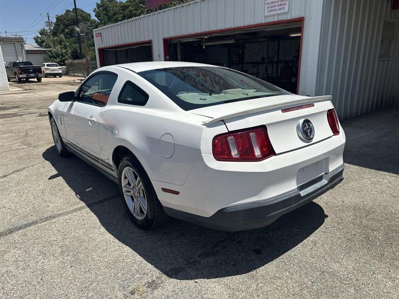 Ford Mustang 2dr Cpe V6 2010