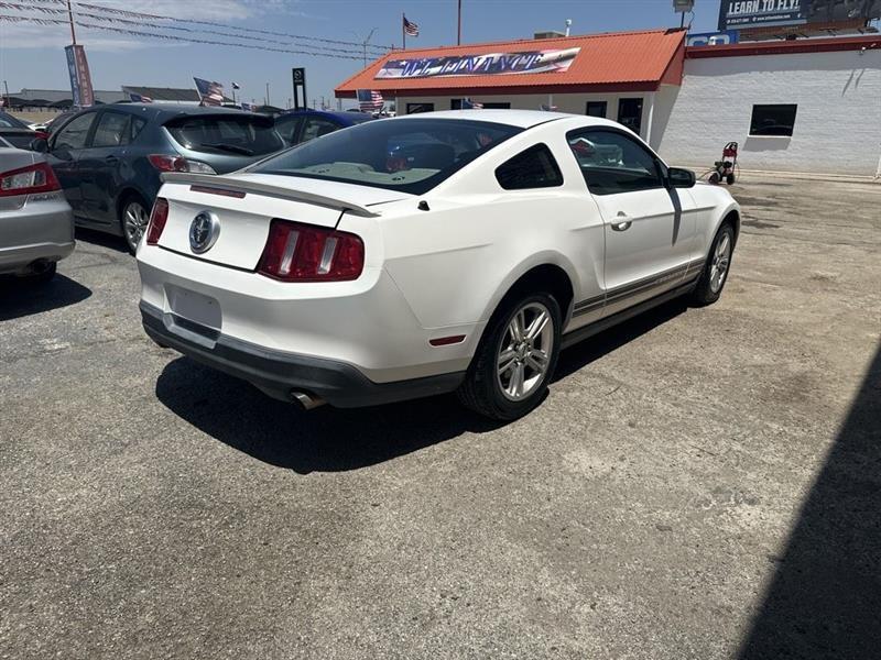Ford Mustang 2dr Cpe V6 2010