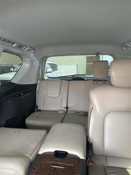 Nissan Armada 4x2 Platinum 2017