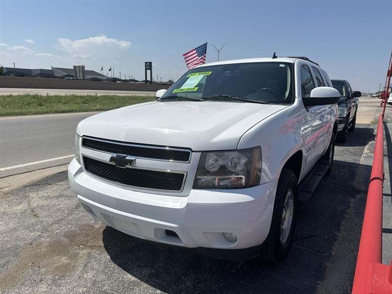 Chevrolet Tahoe 2WD 4dr 1500 LT 2013
