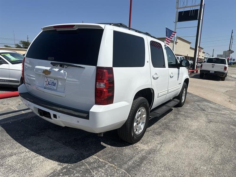 Chevrolet Tahoe 2WD 4dr 1500 LT 2013