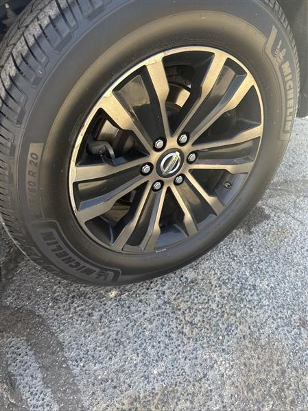 Nissan Armada 4x2 Platinum 2017