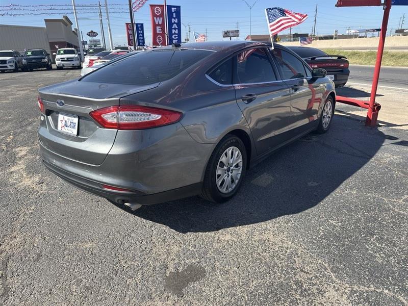 Ford Fusion 4dr Sdn S FWD 2014