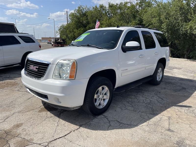 GMC Yukon 2WD 4dr 1500 SLE 2011