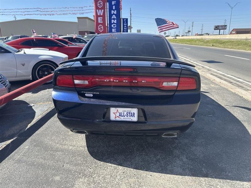 Dodge Charger 4dr Sdn SE RWD 2014