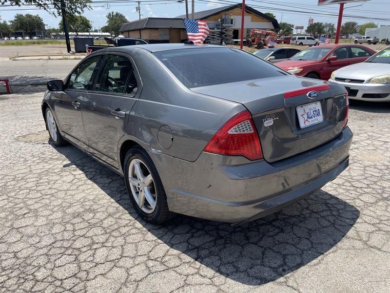 Ford Fusion 4dr Sdn SE FWD 2012