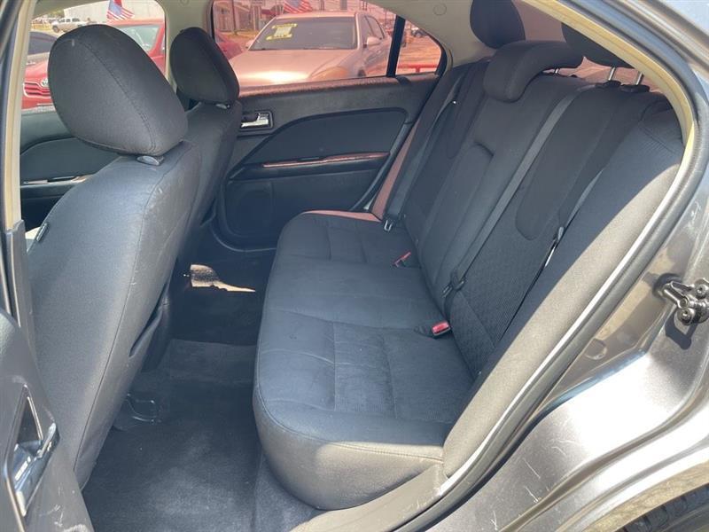 Ford Fusion 4dr Sdn SE FWD 2012