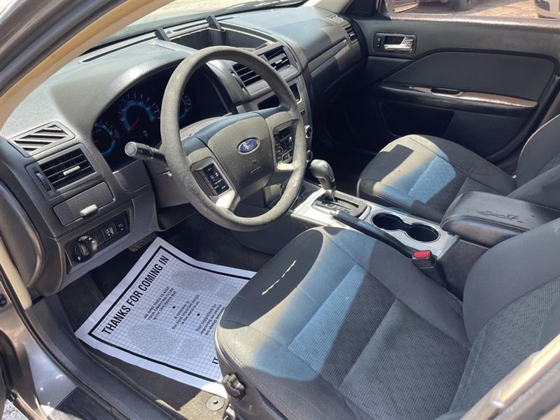 Ford Fusion 4dr Sdn SE FWD 2012