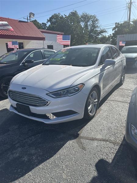 Ford Fusion SE FWD 2018