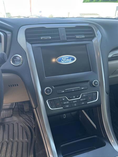 Ford Fusion SE FWD 2018