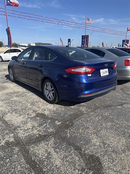 Ford Fusion 4dr Sdn SE FWD 2015