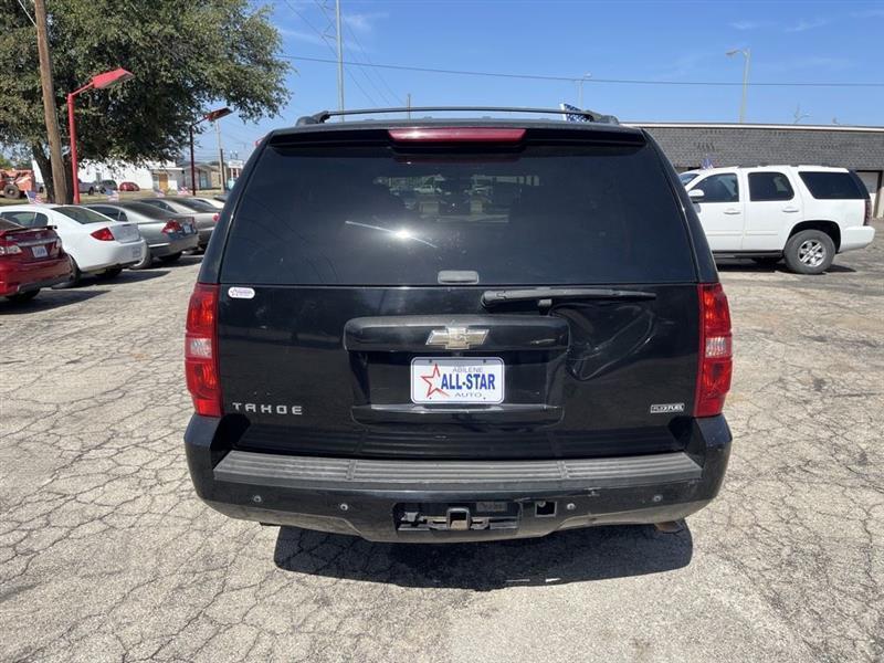 Chevrolet Tahoe photo 5