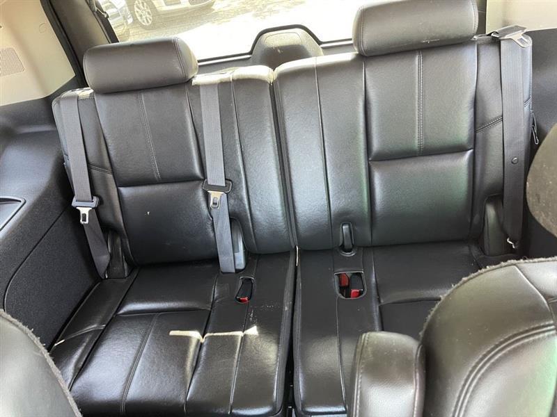 Chevrolet Tahoe photo 10