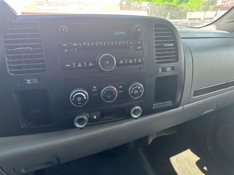 Chevrolet Silverado 1500 4WD Crew Cab 143.5" LS 2008