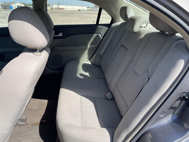 Ford Fusion 4dr Sdn SE FWD 2011
