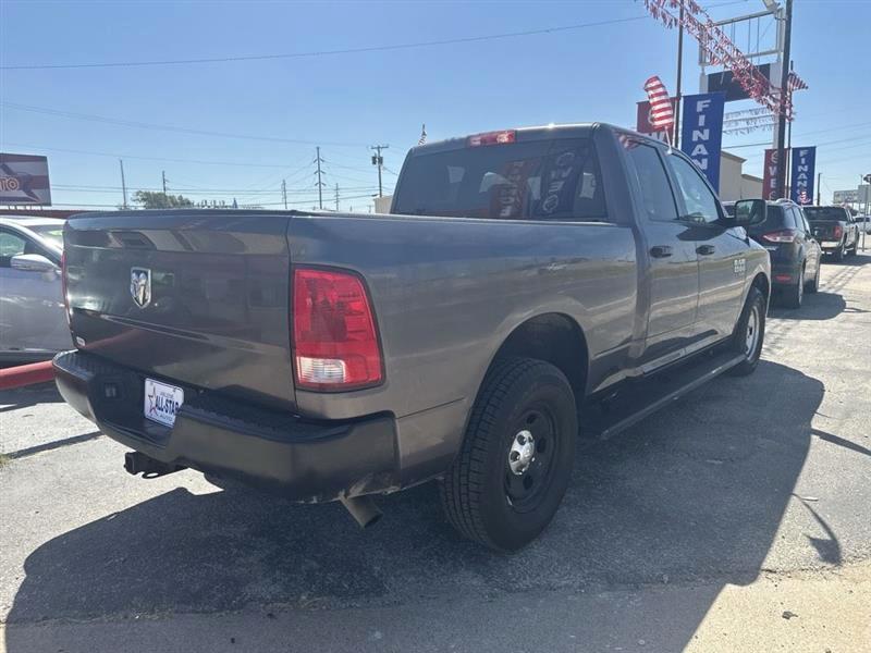 RAM 1500 Classic Tradesman 4x2 Quad Cab 6'4" Box 2019