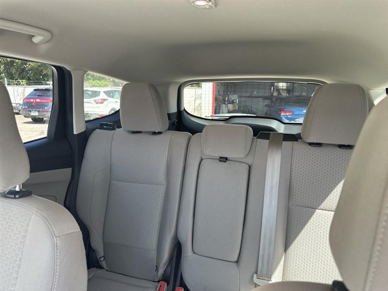 Ford Escape photo 24